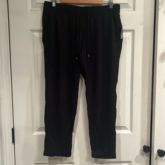 Old Navy brand size M elastic/drawstring waist jogger style pants- NWT - Picture 1 of 7